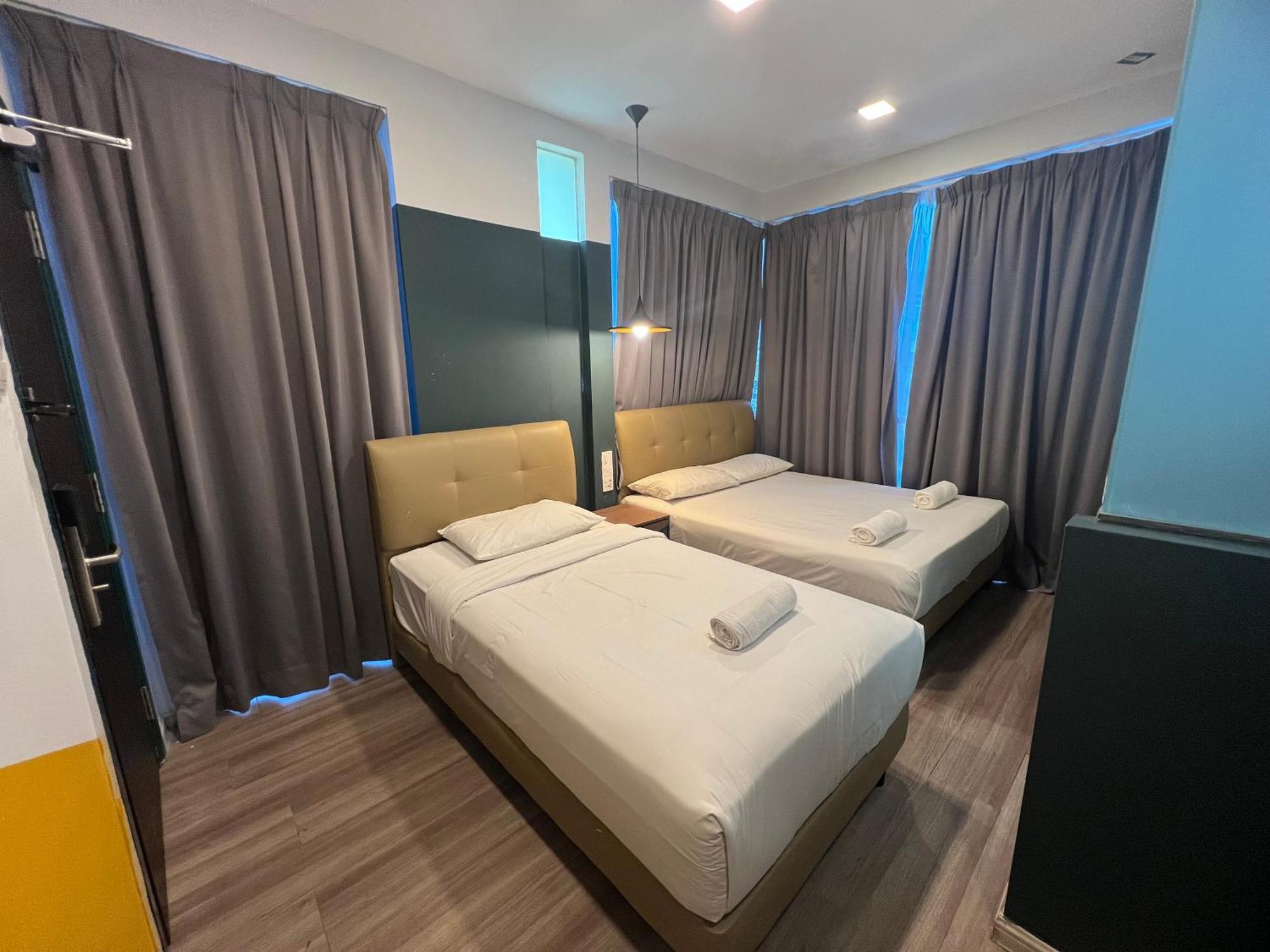 Smile Hotel Subang Airport Shah Alam Exterior foto
